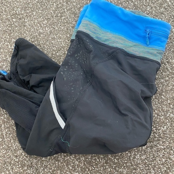 Lululemon Cropped Jogger - Picture 4 of 7